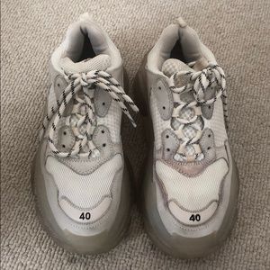 Excellent Condition Balenciaga Triple S Sneakers